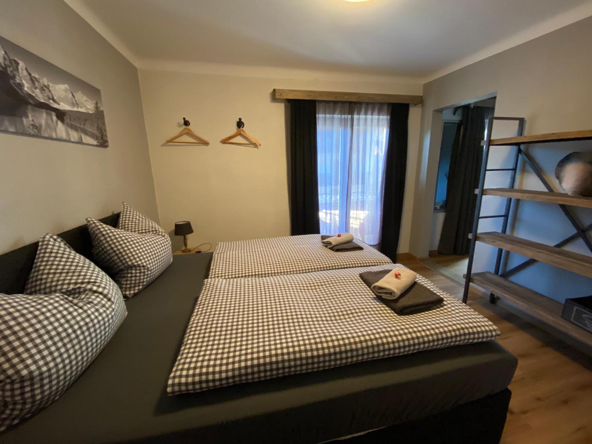 Appartement Kuhglocken Ferienhaus Fuenf Sinne Döbriach Buitenkant foto
